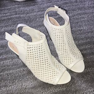 Vince Camuto open toe sandals